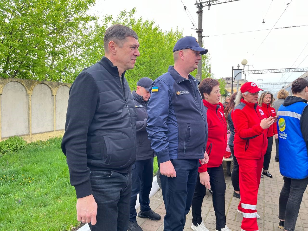 Фото з прибуття на Рівненщину четвертого евакуаційного потягу з Донеччини