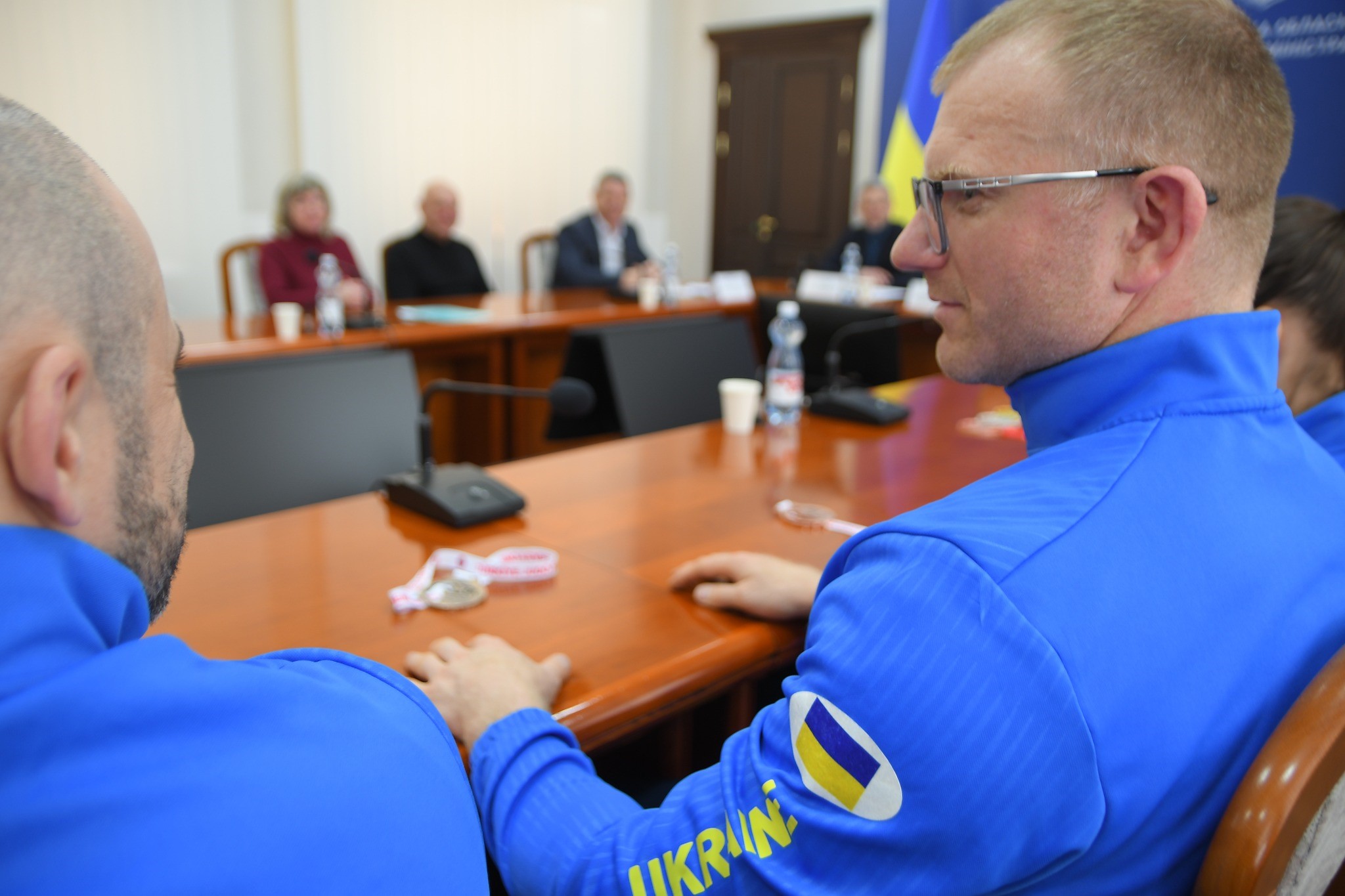Фото з  зустрічі начальника Рівненської ОВА О.Коваля з учасниками змагань