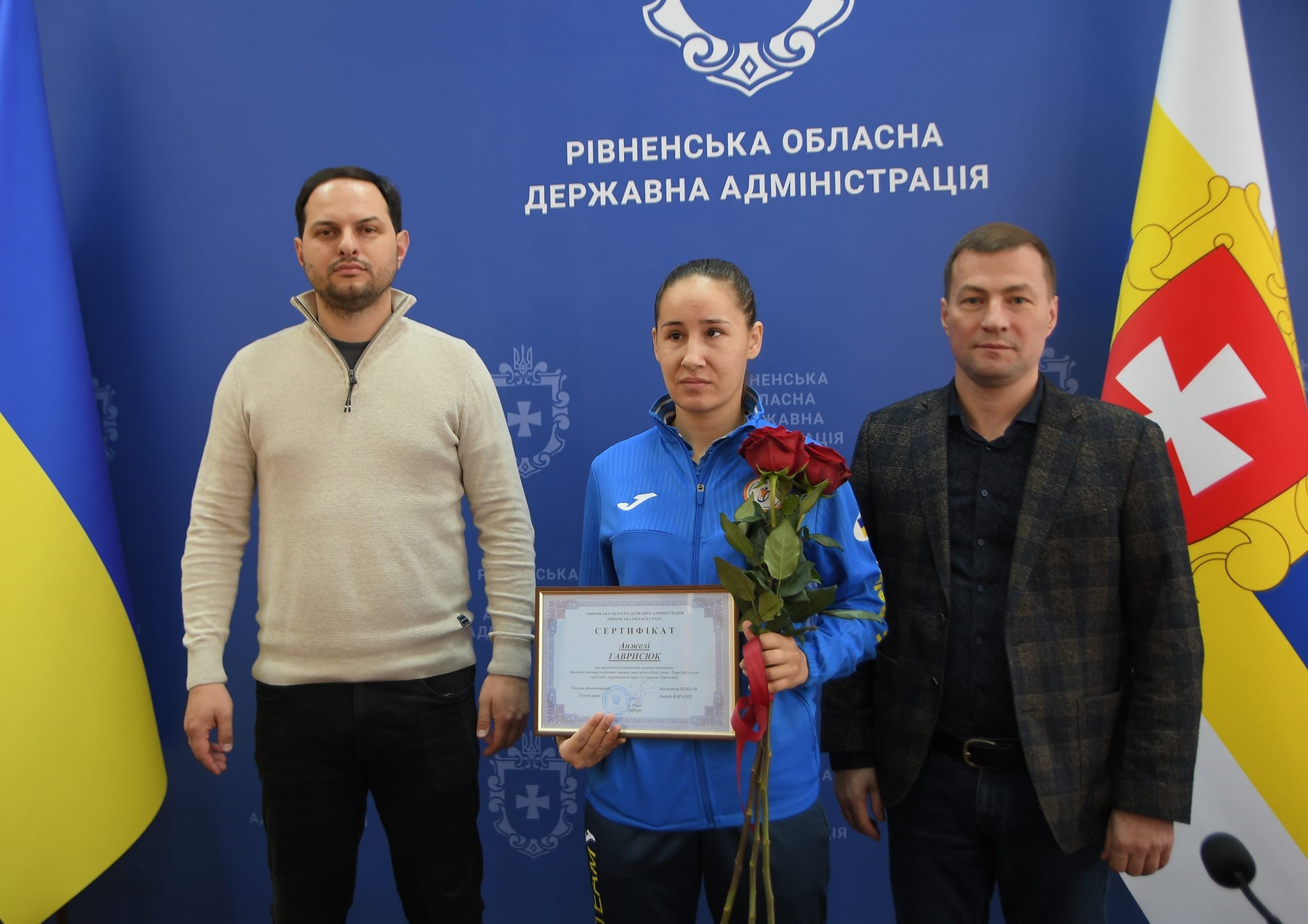 Фото з  зустрічі начальника Рівненської ОВА О.Коваля з учасниками змагань