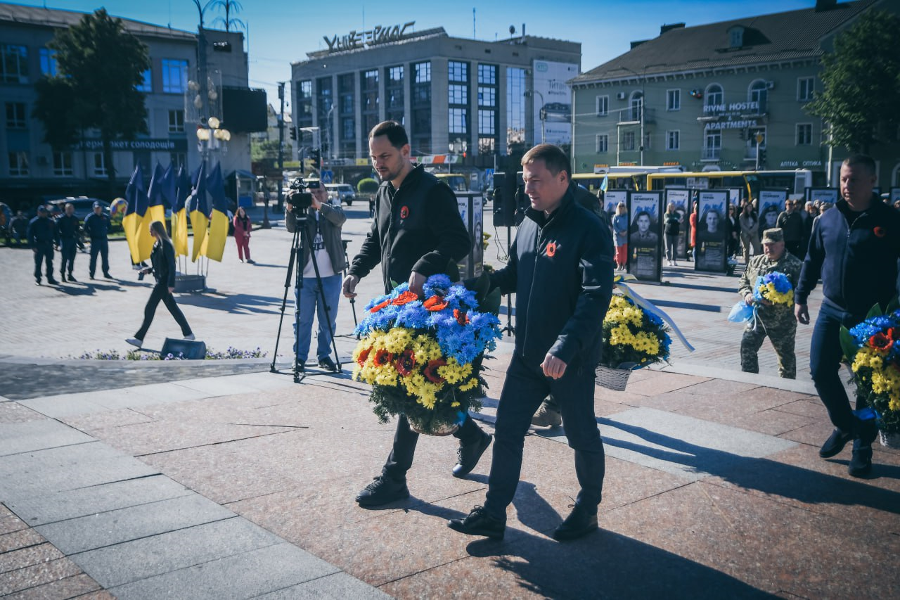 На фото - начальник Рівненської ОВА О.Коваль та голова Рівненської обласної ради А.Карауш