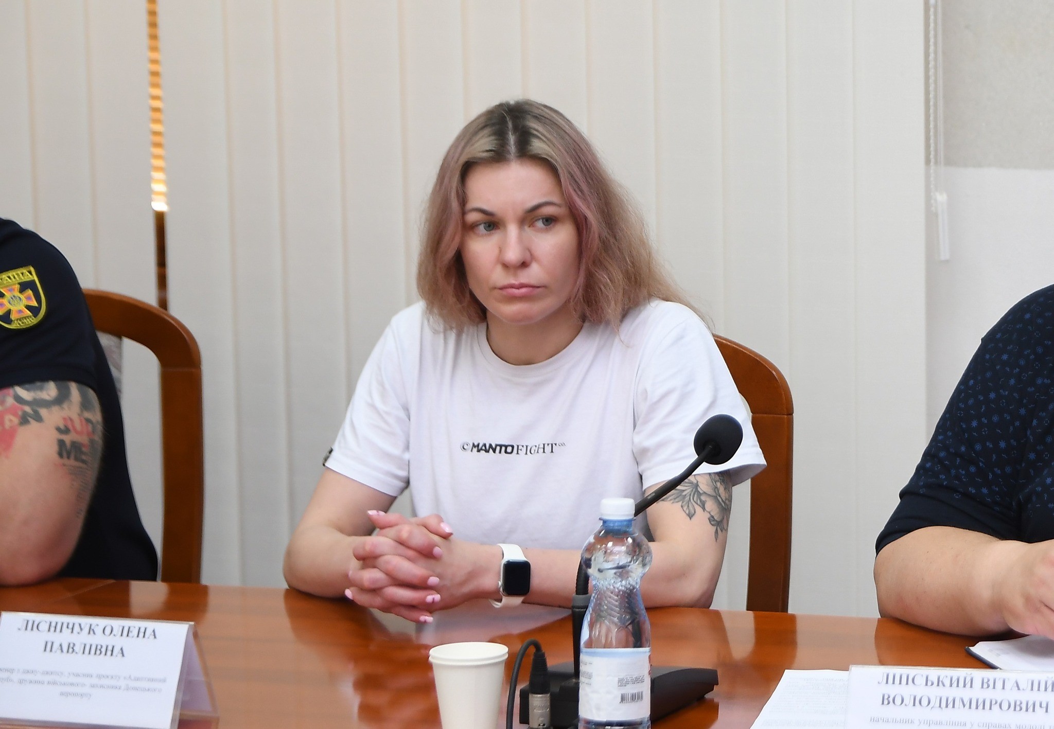 На фото - учасниця наради в Рівненській ОДА
