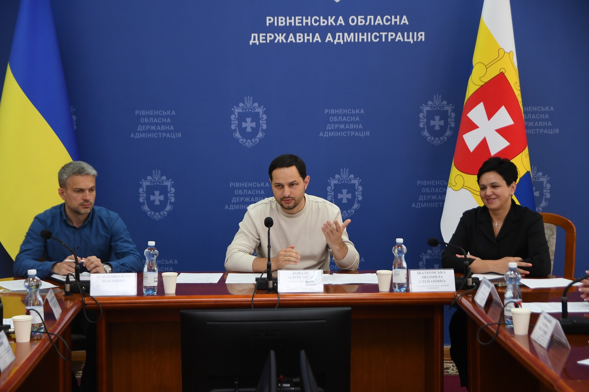 На фото - начальник Рівненської ОВА О.Коваль