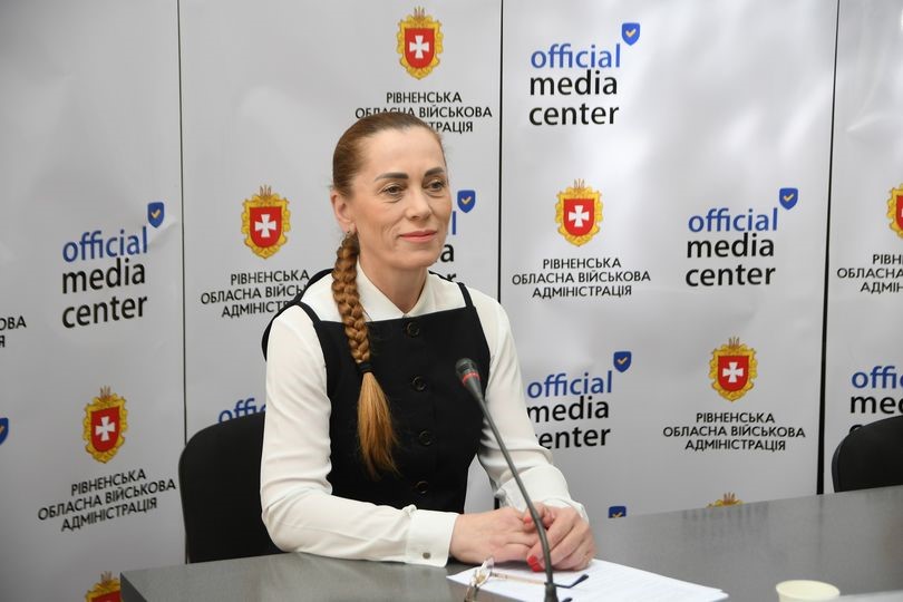 На фото - директорка обласного центру зайнятості Надія Плютинська