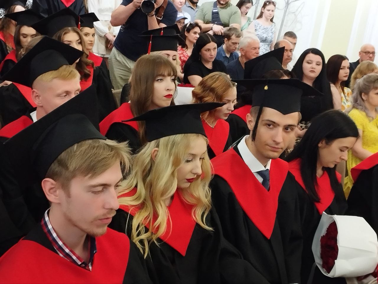 Студенти Луганського державного медичного університету на урочистостях