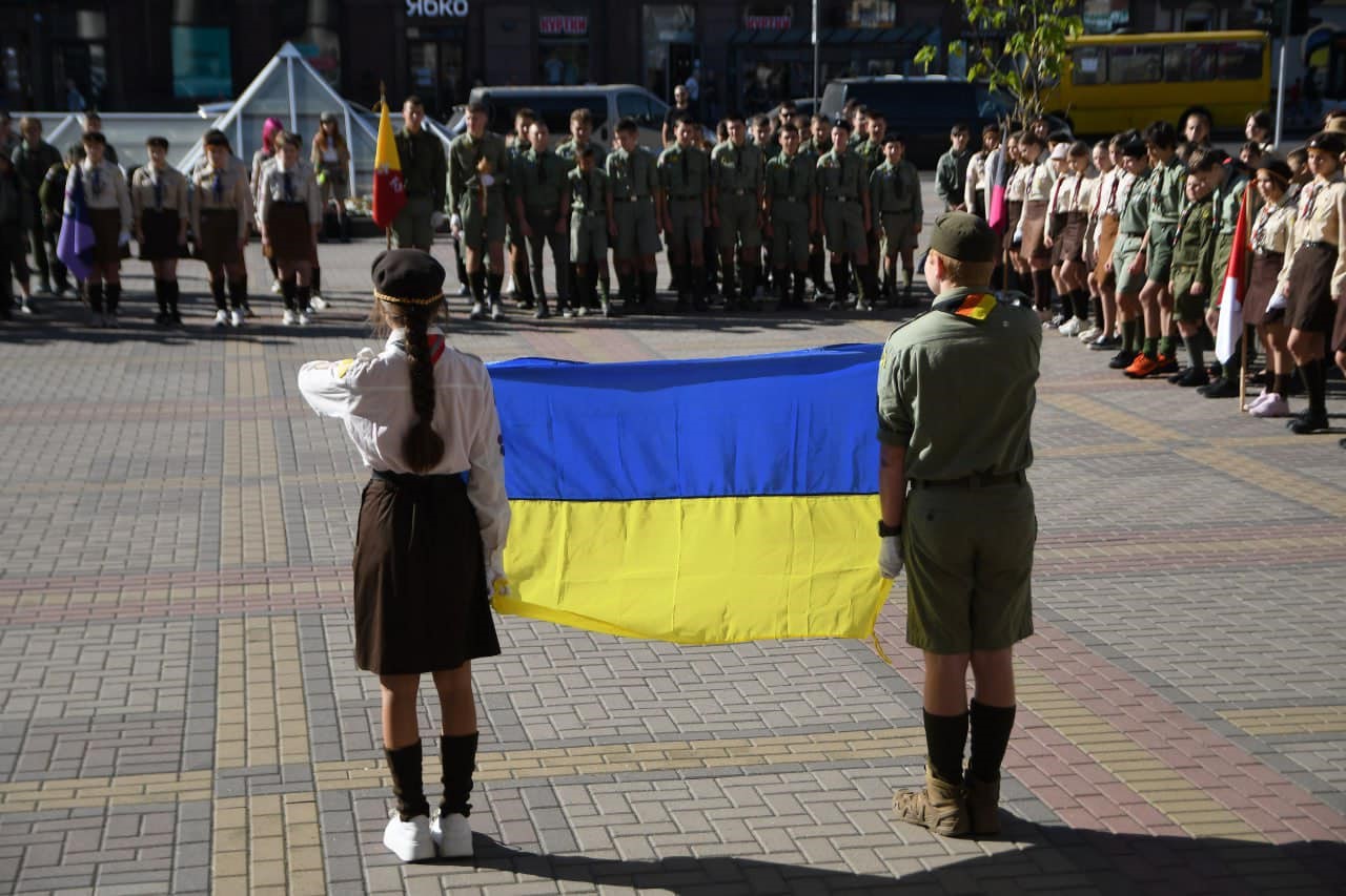 Учасники відкриття пластового року