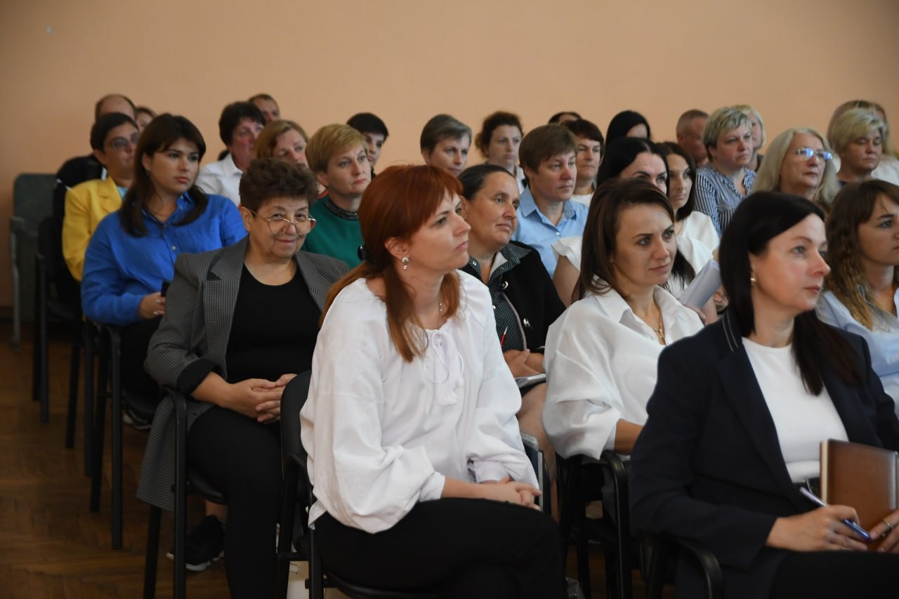 Учасники зустрічі