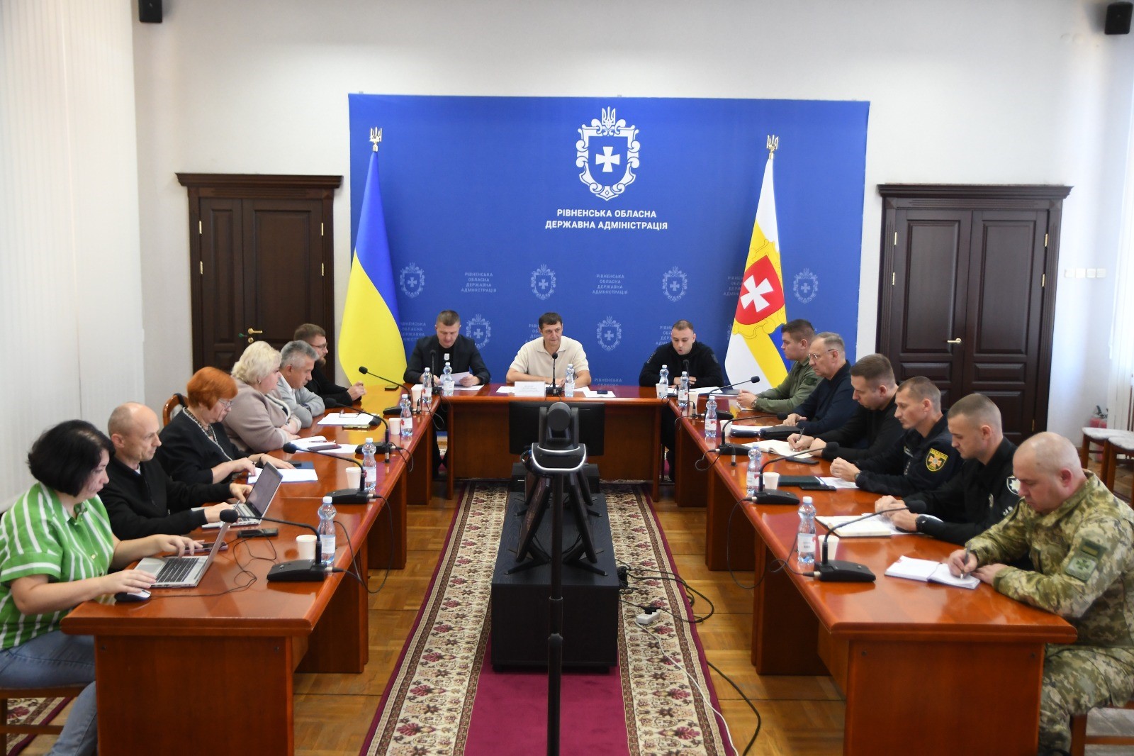 Учасники засідання