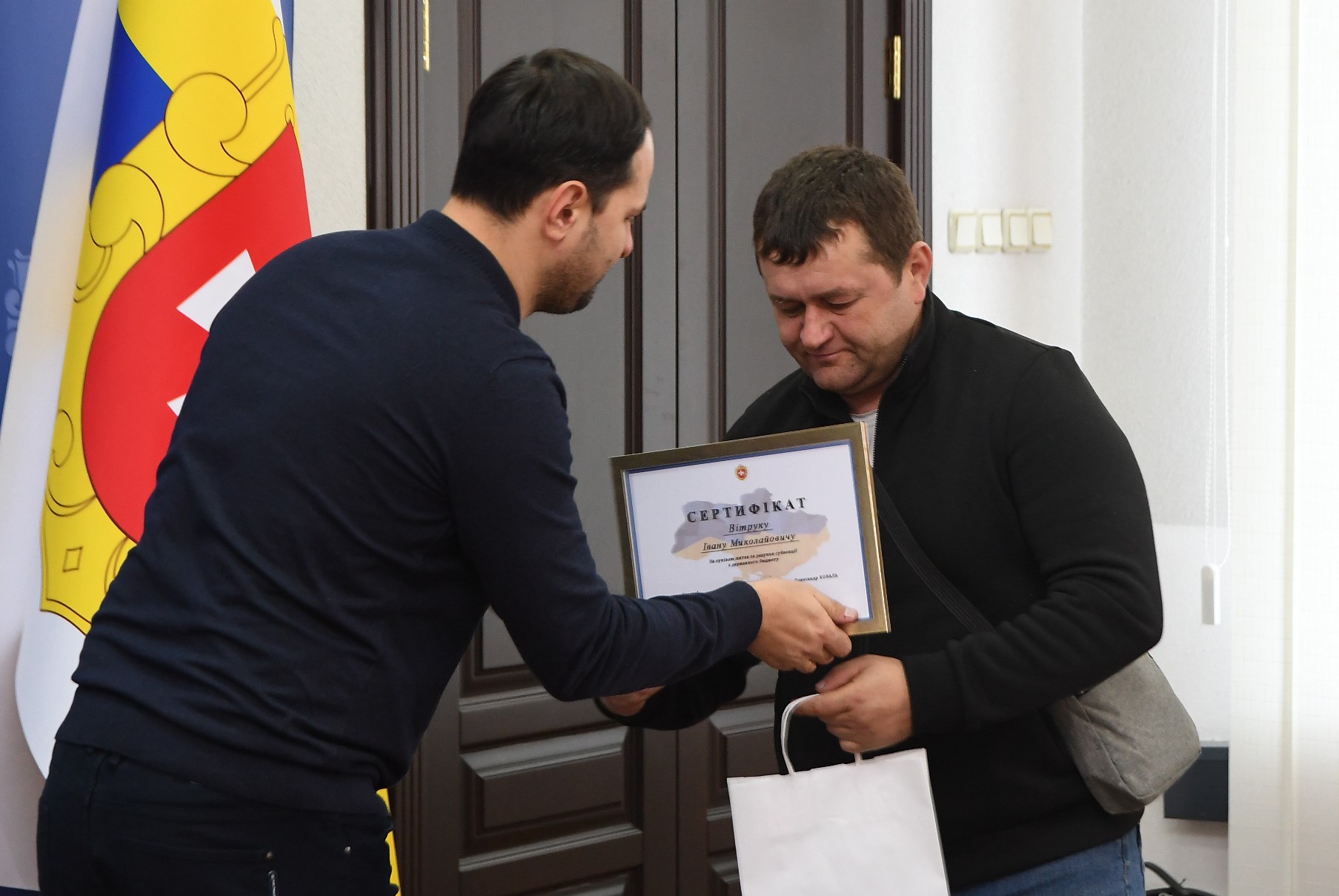 Олександр Коваль вручив сертифікати на квартири для 20 ветеранів з Рівненщини