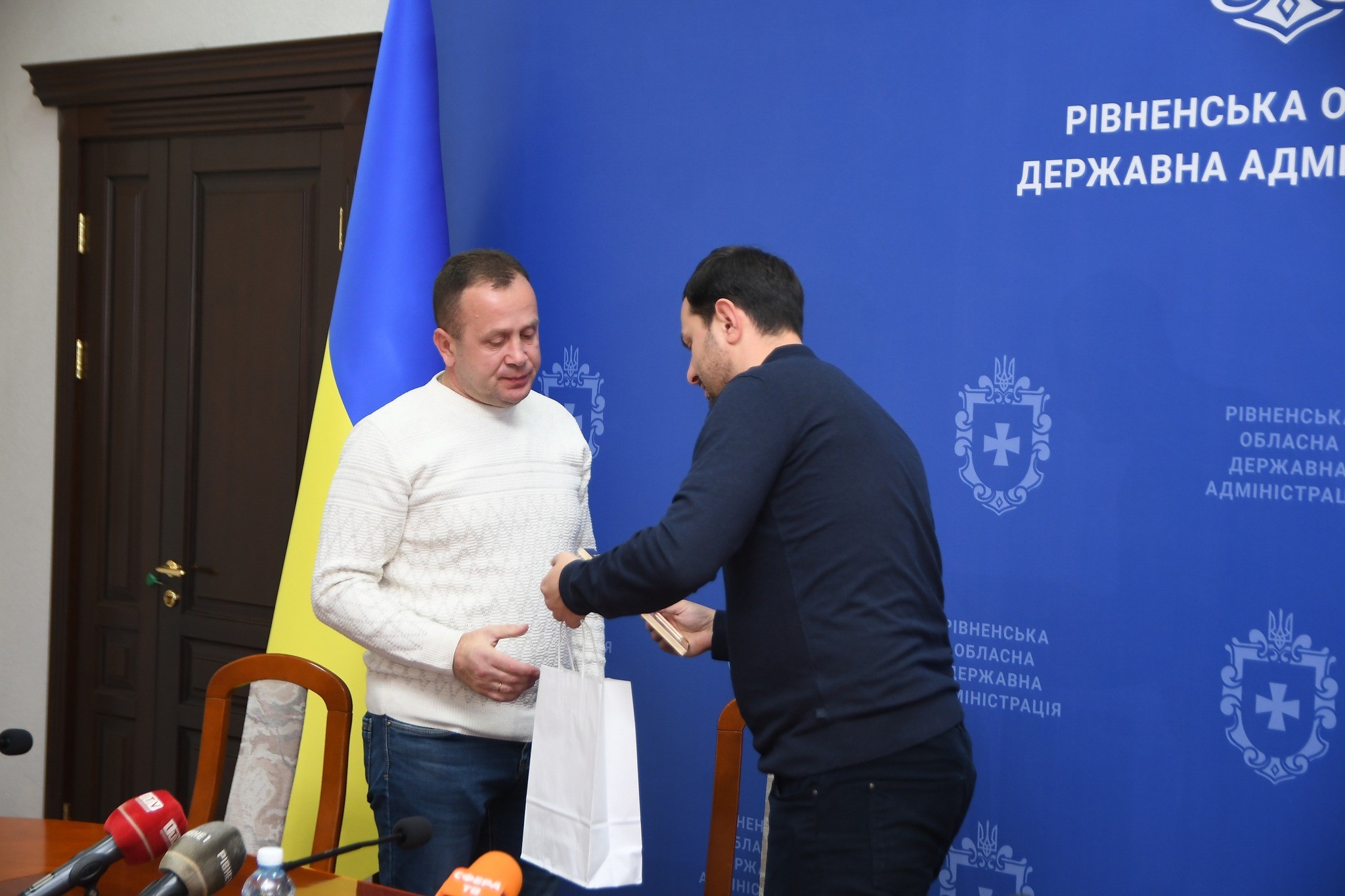 Олександр Коваль вручив сертифікати на квартири для 20 ветеранів з Рівненщини