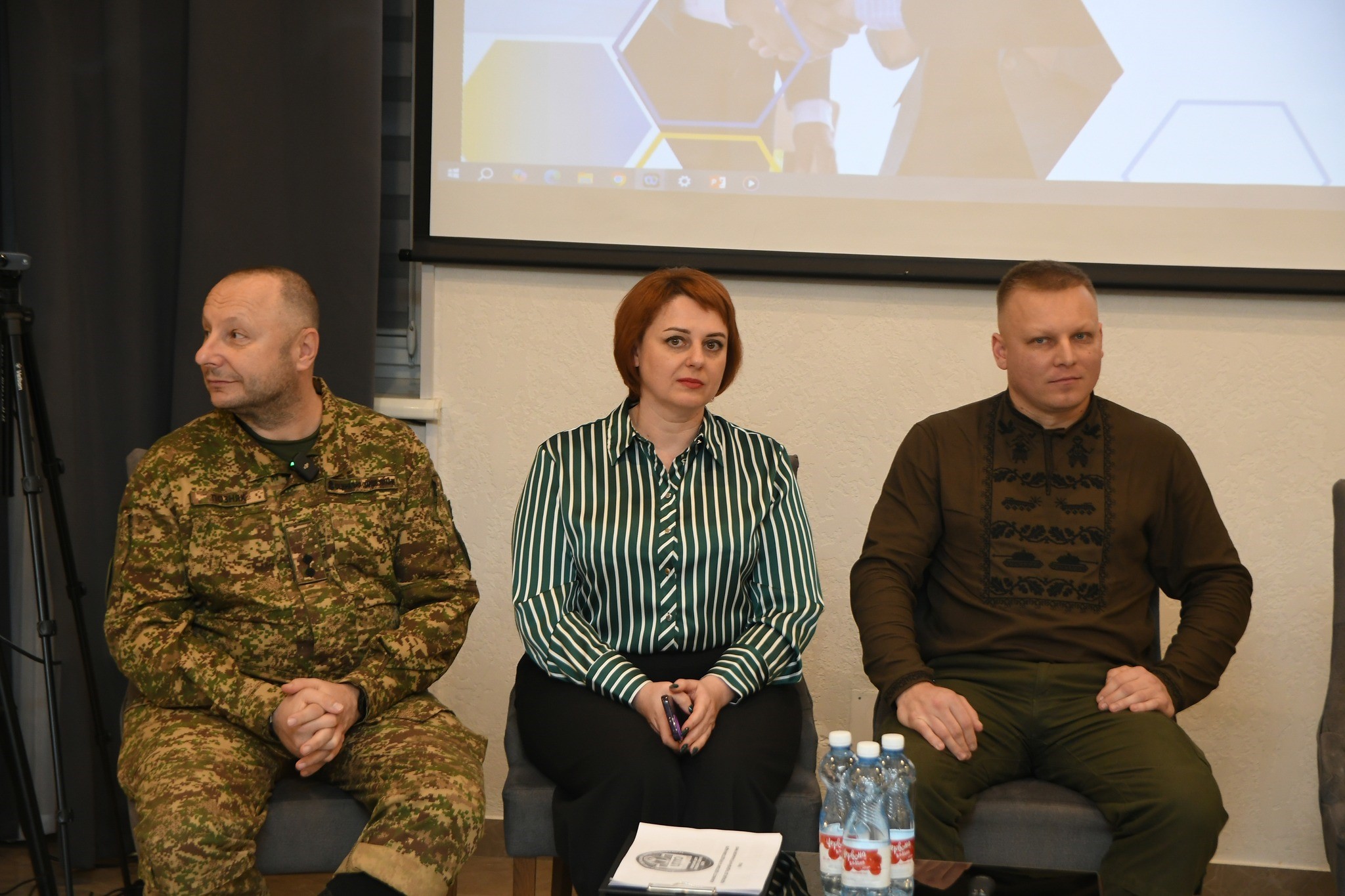 Учасники «Діалогу влади з бізнесом»