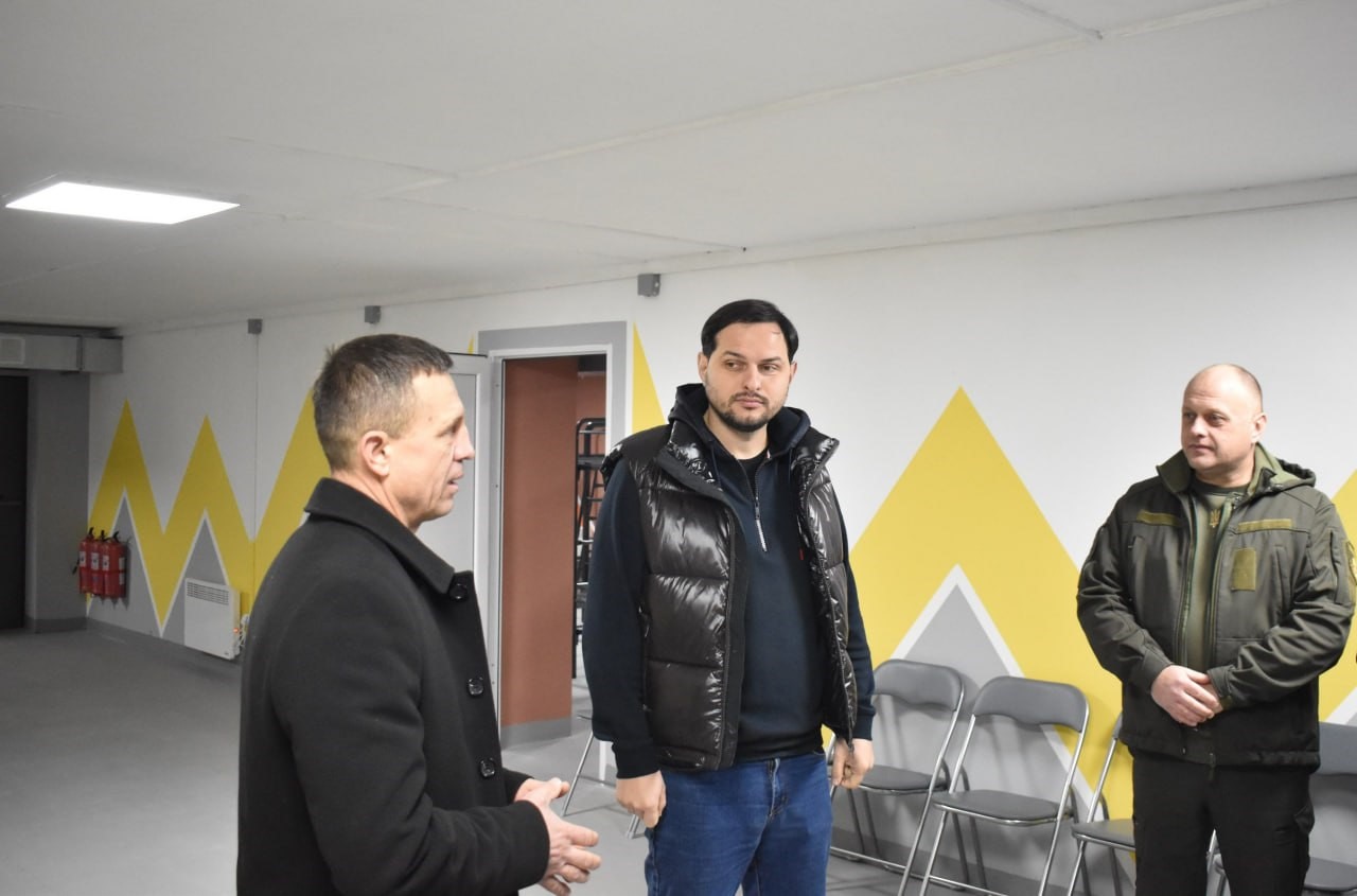 Олександр Коваль у шкільному укритті