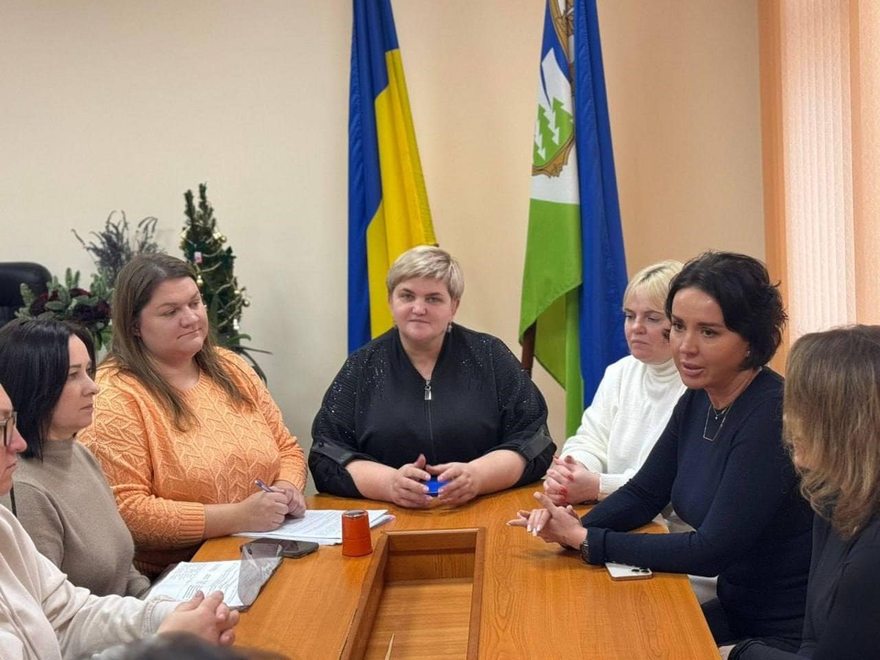 Учасники зустрічей