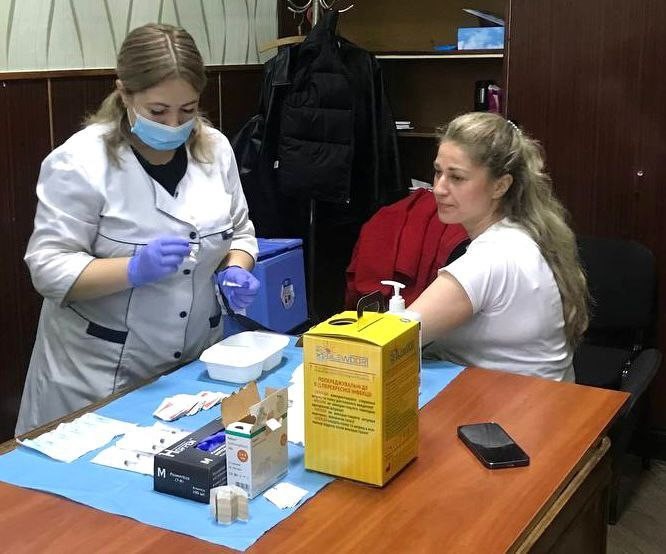 Проведення щеплень