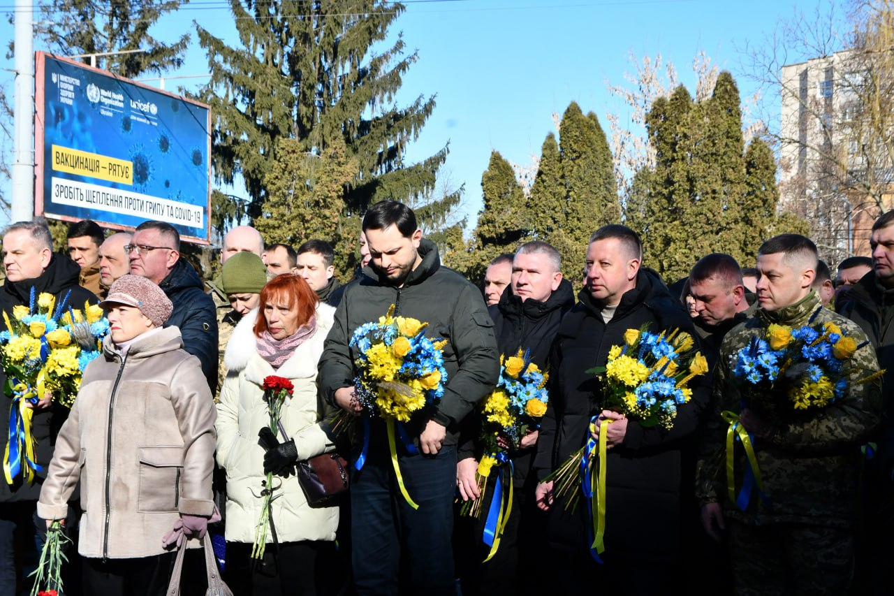 Олександр Коваль разом з військовими, правоохоронцями, представниками силових структур вшанували пам’ять Героїв Небесної Сотні