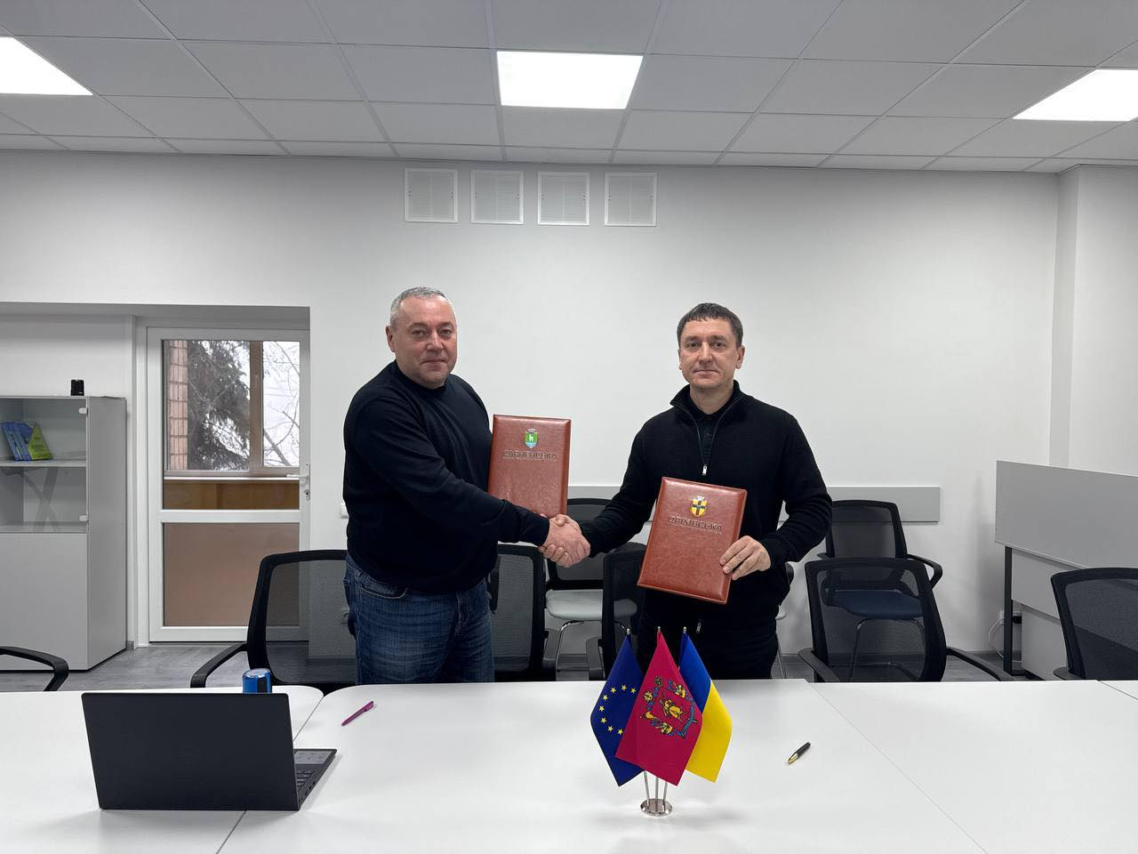 Сарненська - Малотокмачанська та Оріхівська ТГ Запоріжжя