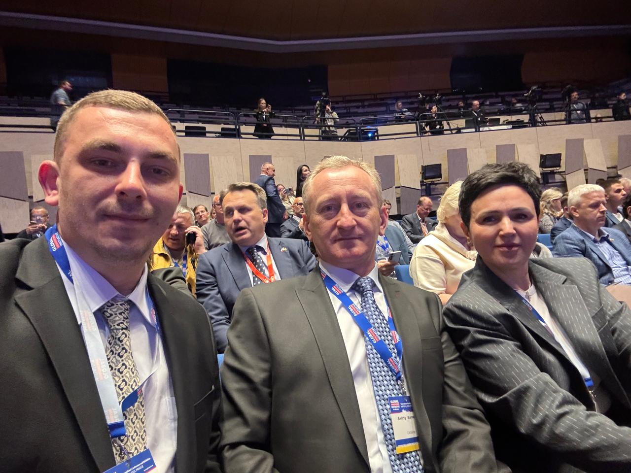 учасники конференції