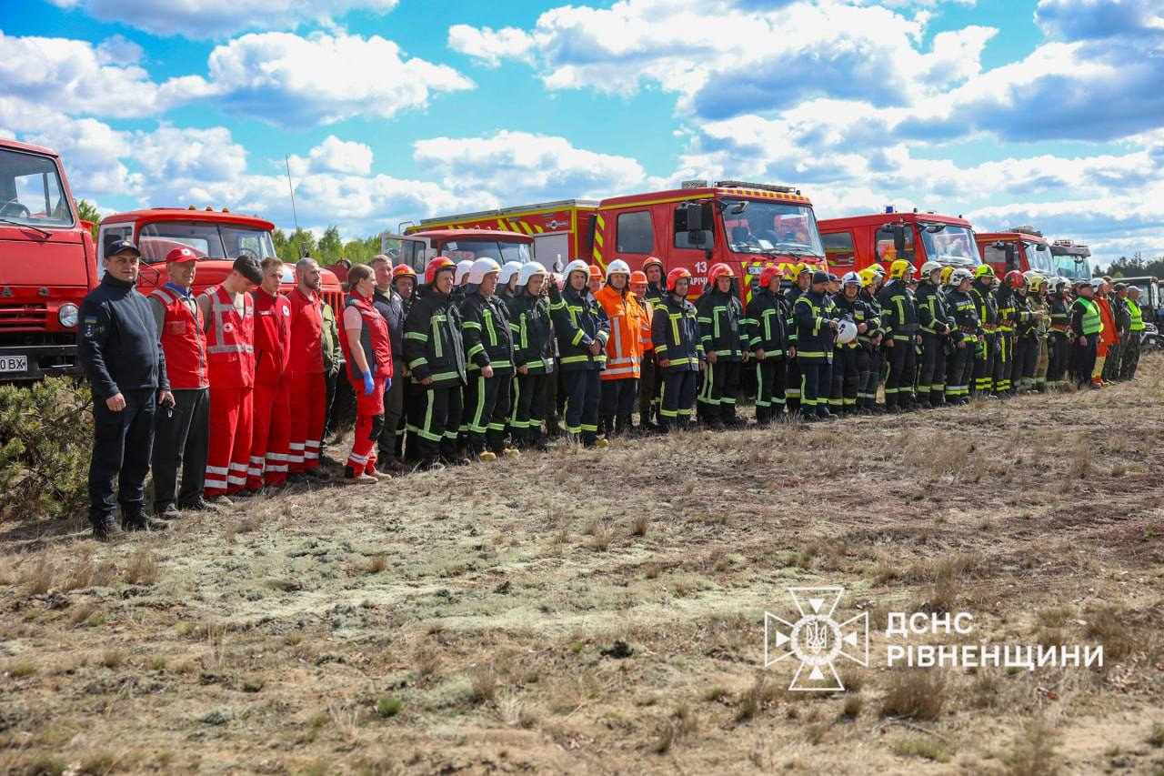 Пожежно-тактичні навчання з ліквідації лісових пожеж на Сарненщині