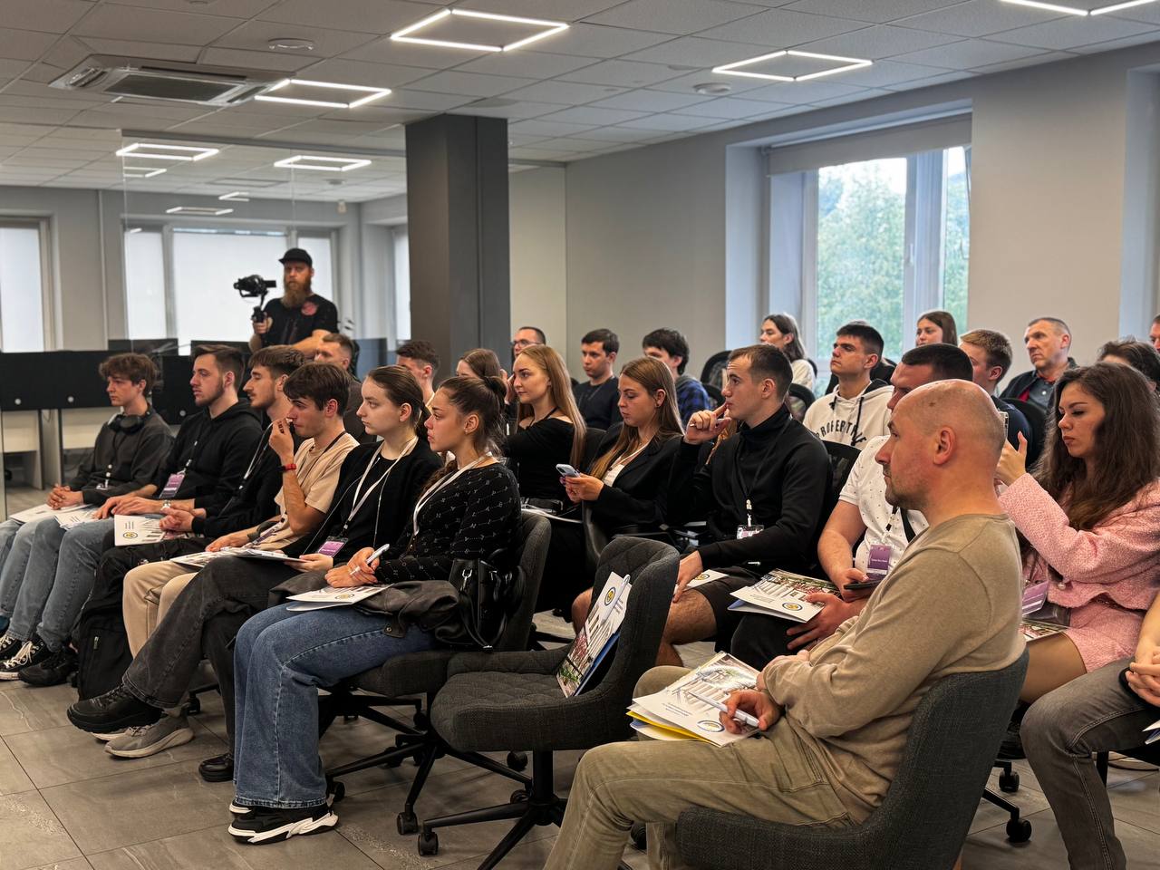 Просвітницький захід “Гроші без тіней: молодь та фінансова безпека”
