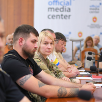 Участь у заході взяли начальник Рівненської ОВА Олександр Коваль, представники профільних служб, районів, громад, а також майже 50 ветеранів з різних куточків області.
